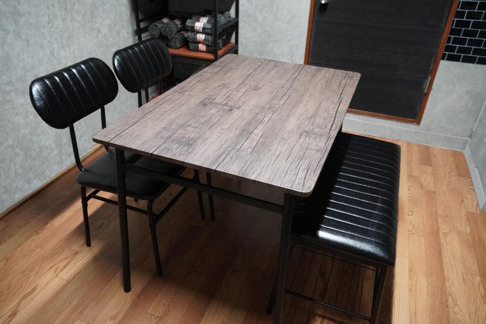 駅から徒歩4分/ビル3階全体/広い部屋/広い屋上/和室/レインボーブリッジ/お台場 Appartement